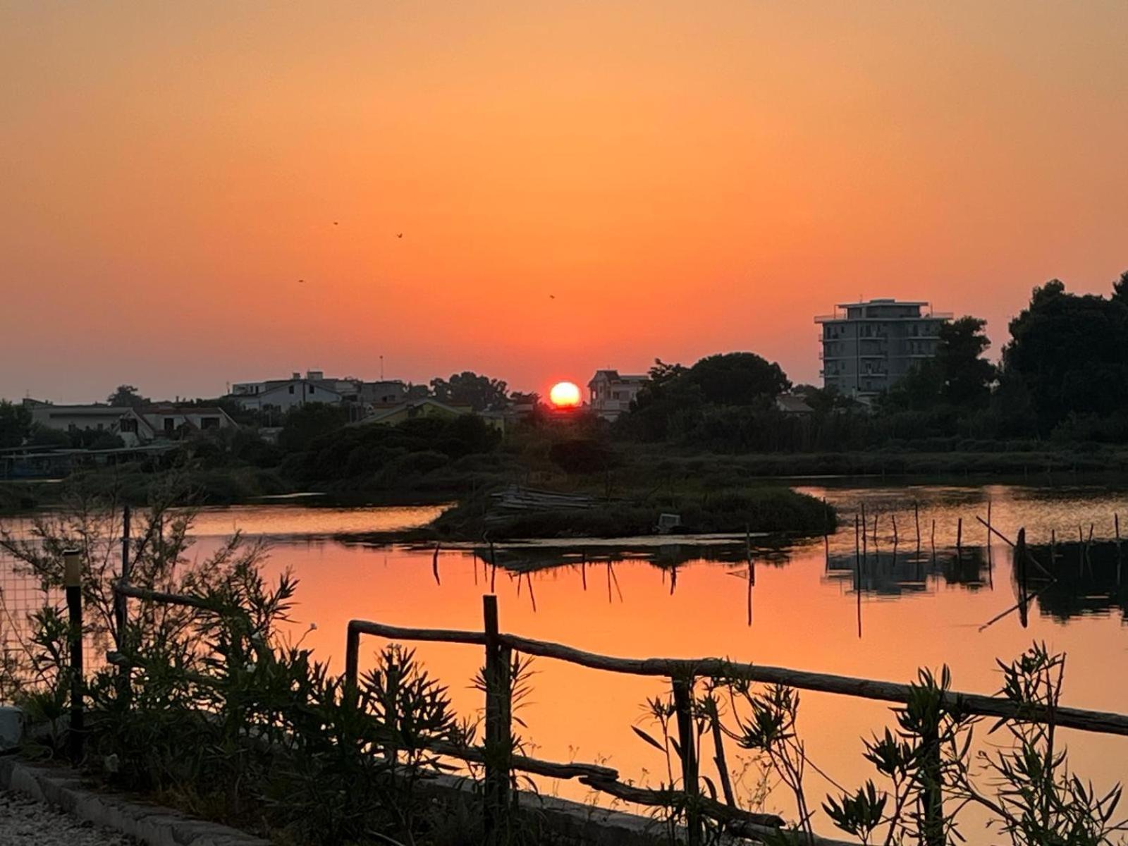 B&B Torre Del Lago 2 Foce Varano Εξωτερικό φωτογραφία